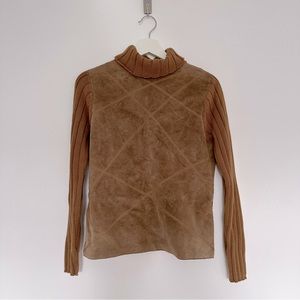 Turtle Neck Knitted Top